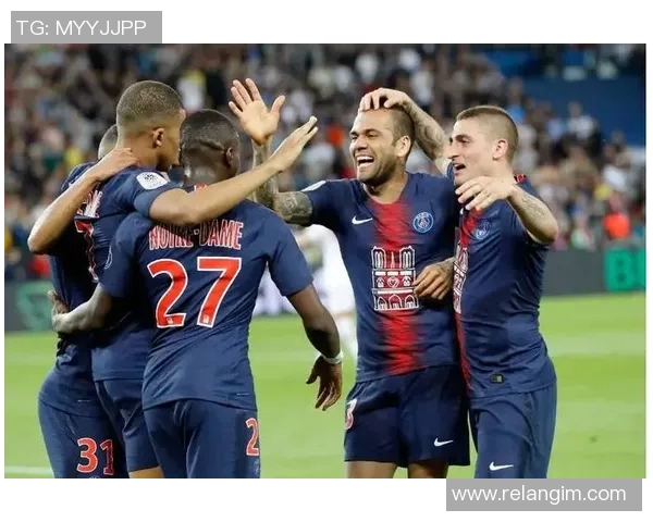 巴黎圣日耳曼足球明星的辉煌历程与未来展望分析