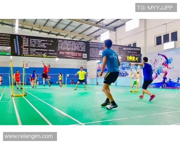 成都羽毛球队以53分稳居锦标赛积分榜首位展现强劲实力